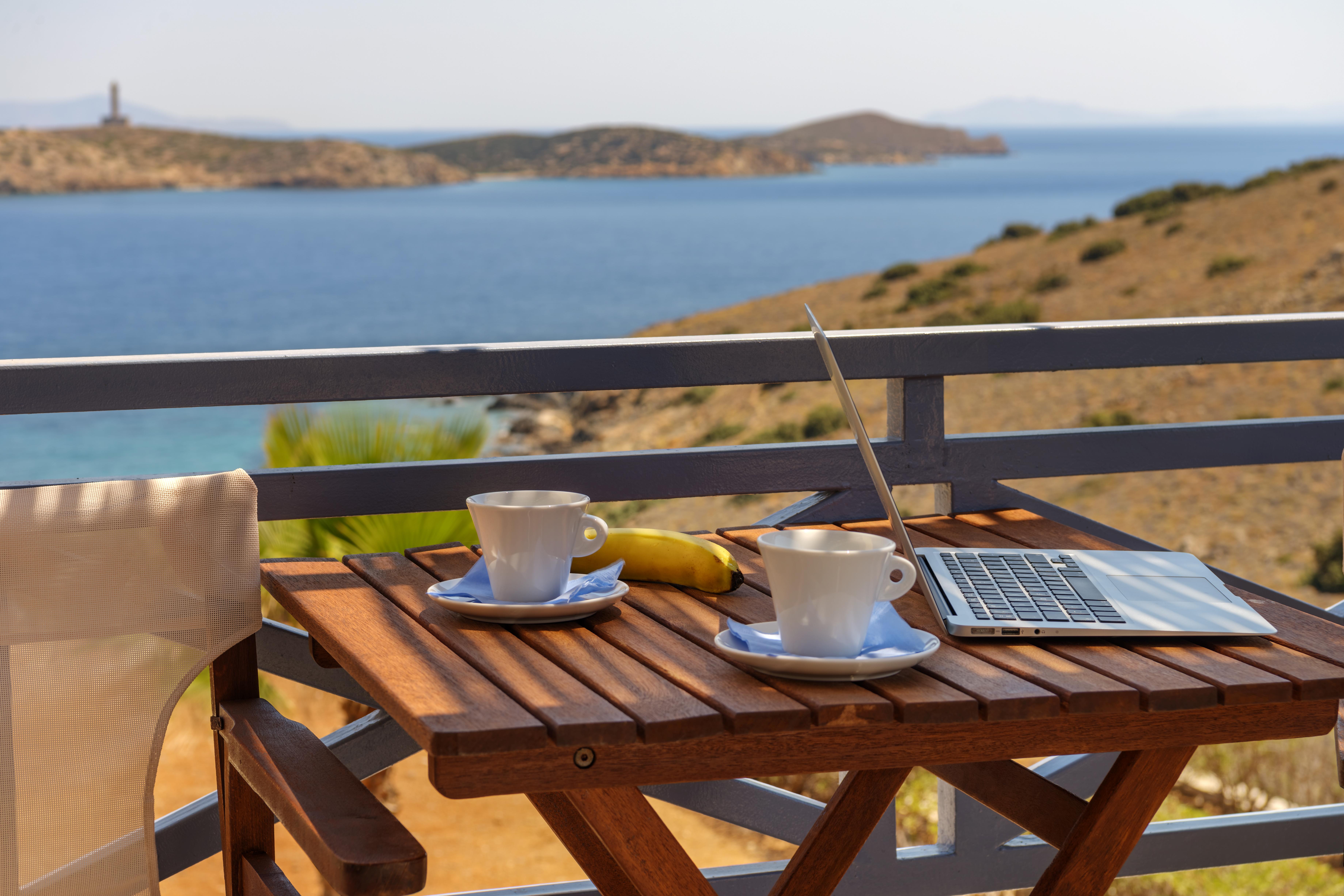Sunrise Beach Suites أزوليمنوس المظهر الخارجي الصورة